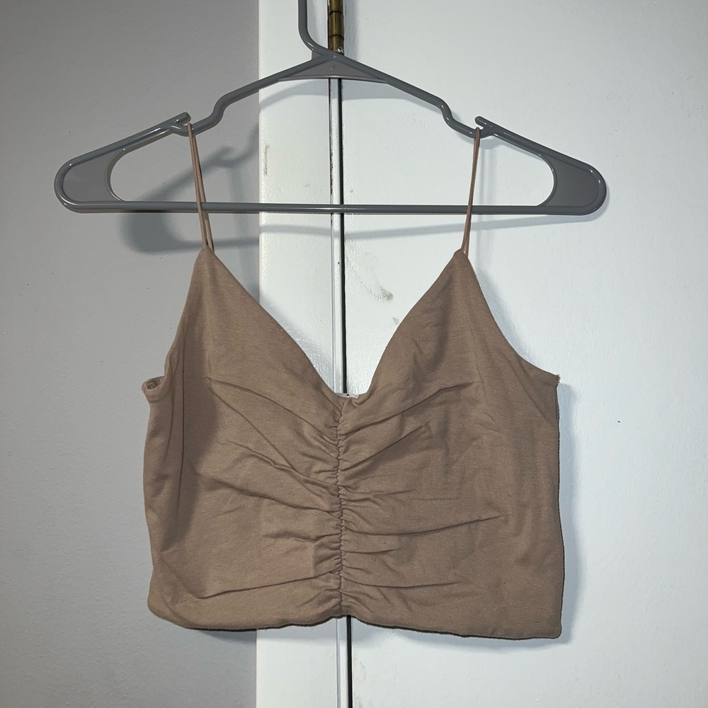 Tan Garage Tank 🤎